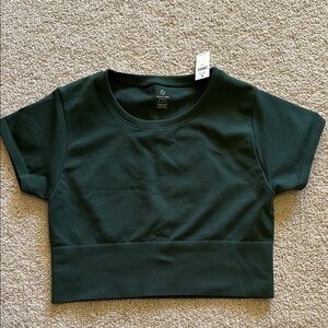 NWT Aerie OFFLINE crop short sleeve compression top sz M